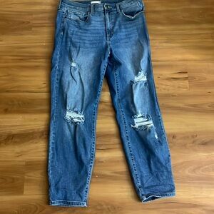 Ripped straight jeans